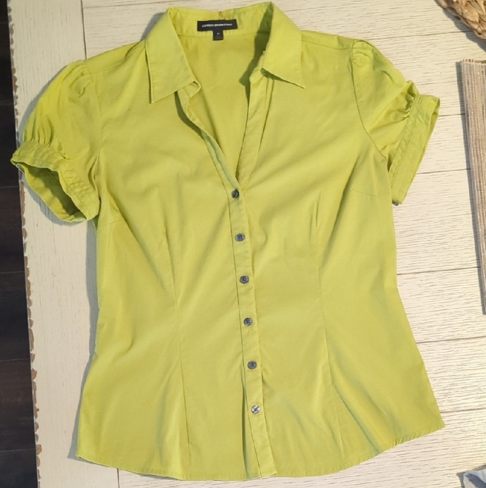 Express Green Short Sleeve Button Down Shirt